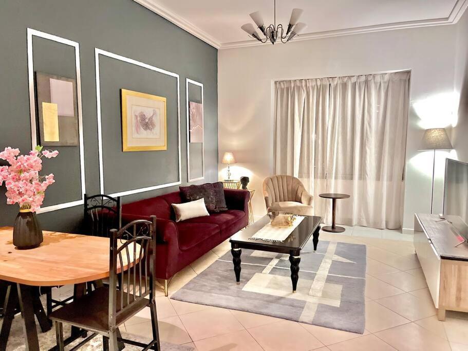 Appartement Chic 3 Bedroom *